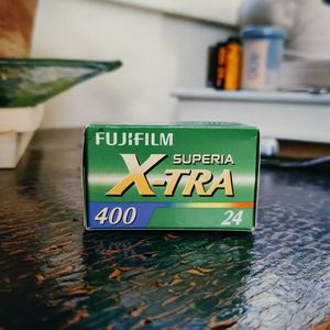 Fuji Superia X-TRA 400 iso 35mm film expired camera